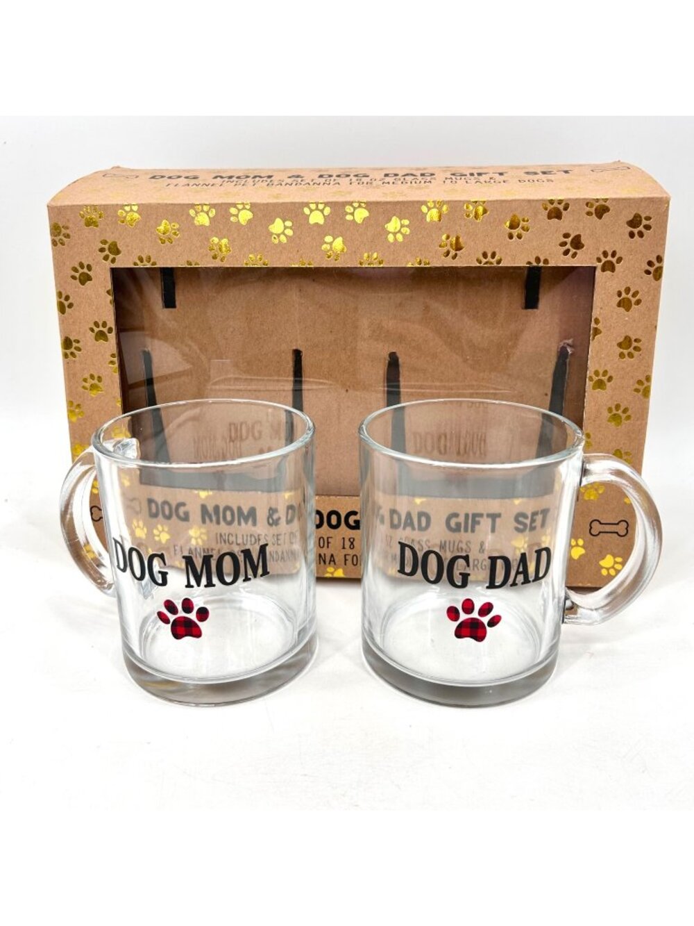 NIB GIFT SET OF 2 DOG MOM DAD GLASS MUGS RED BLACK PLAID PAW PRINT NO BANDANA